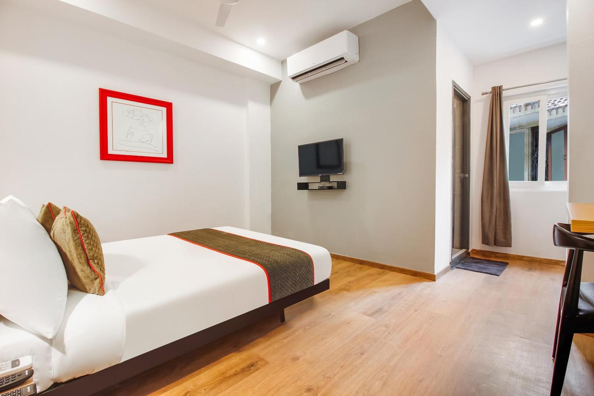 Super Townhouse The Cinco Hotel Near Esi Hospital Hajdarábád Exteriér fotografie